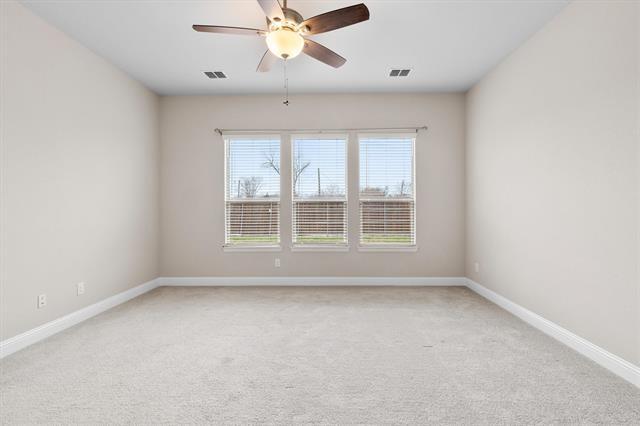 Building Photo - 576 Spruce Trail