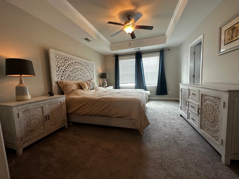 Building Photo - 219 Sonoma Dr