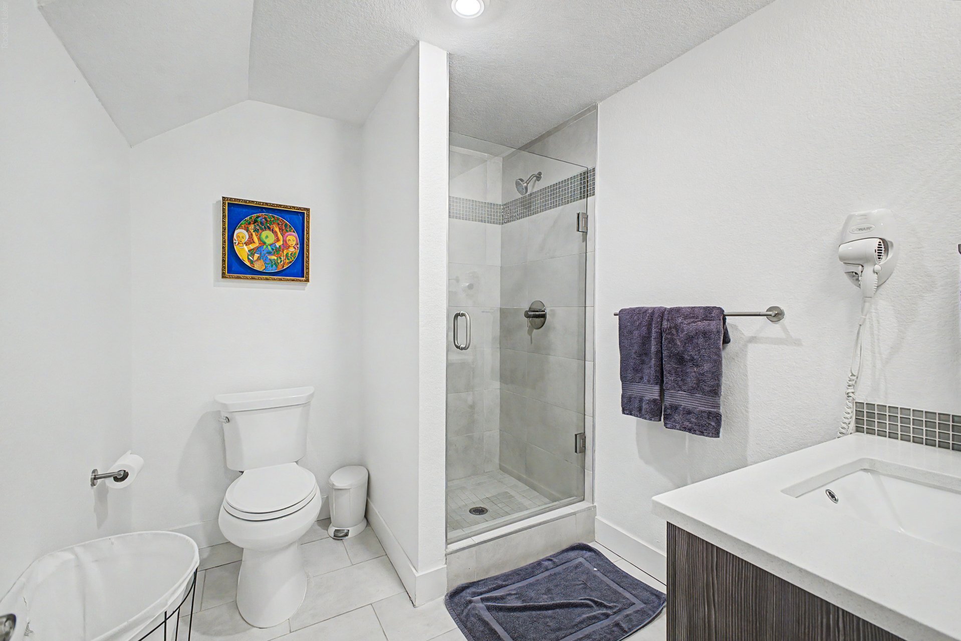 Building Photo - 2824 W Parkside Pl