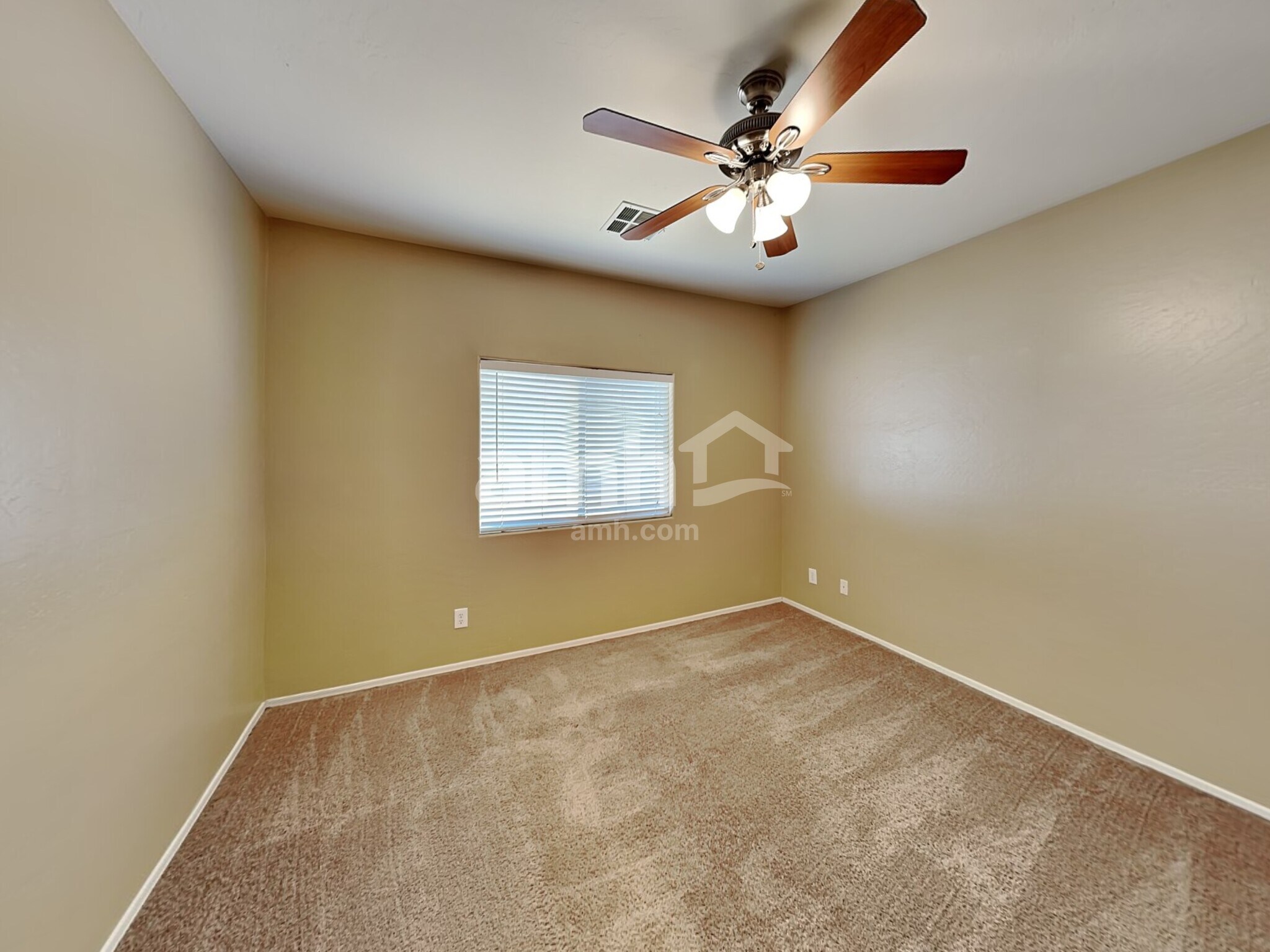 Building Photo - 2142 E Friesian Dr
