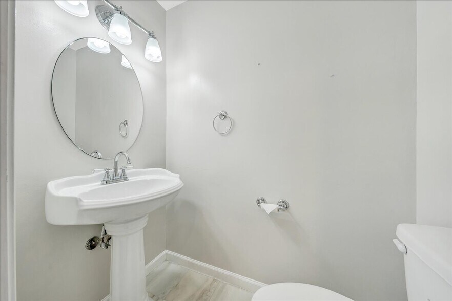 Half Bathroom - 3377 Morning Dove Rd
