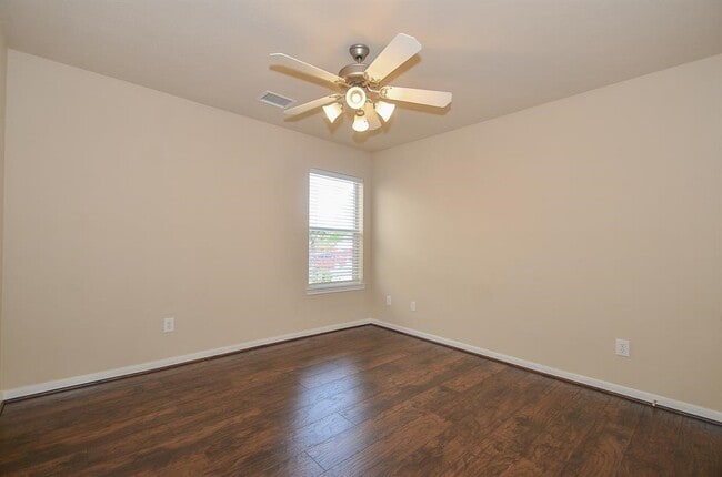 Building Photo - 24643 Hampton Lakes Dr