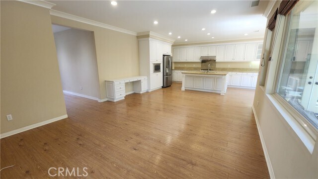 Building Photo - 32 Loquat