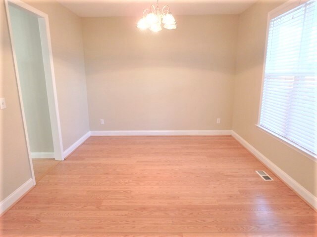 Building Photo - 400 Sarazen Drive