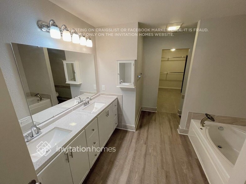 Building Photo - 12716 Frank Wiley Ln