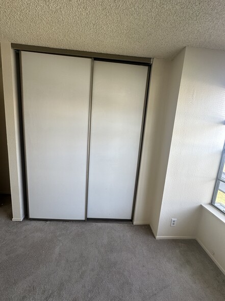 Building Photo - 2017 Vista del Mar