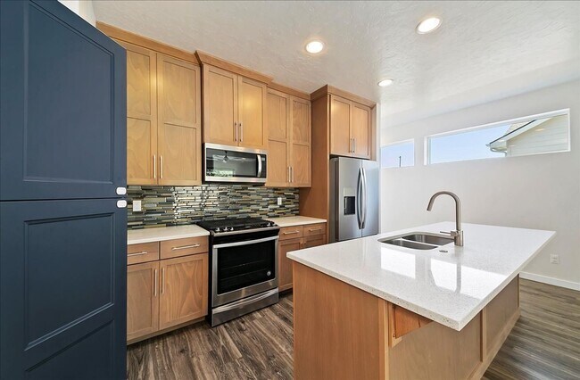 Building Photo - West Boise Bungalow with Modern Upgrades &...