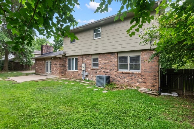Building Photo - Beautiful Home in Cape Girardeau!