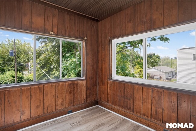 Building Photo - 4946-4948-4948 Cote Brilliante Ave