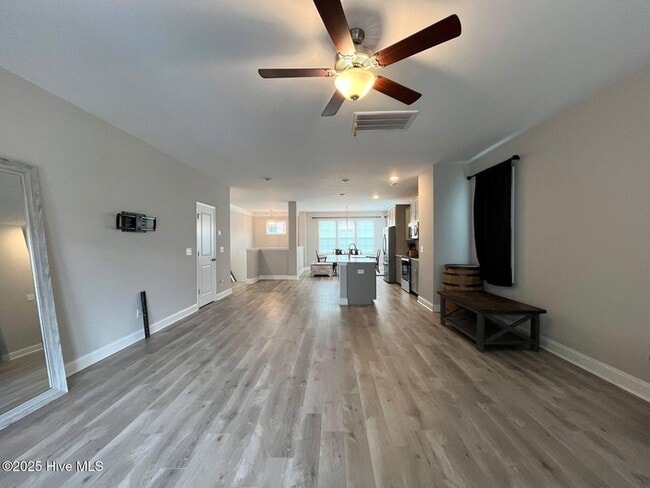 Building Photo - 60 Brownstone Ln