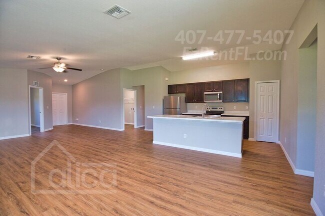 Building Photo - 2803 11th St SW