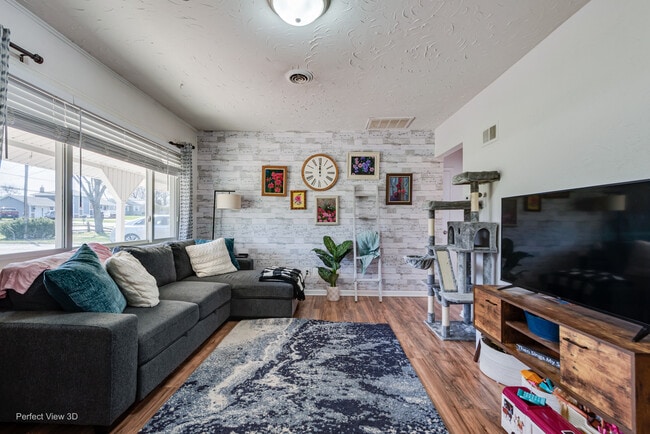 Building Photo - 11248 193rd St