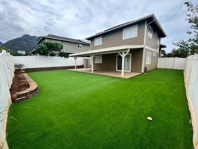 Building Photo - Waikapu Gardens home