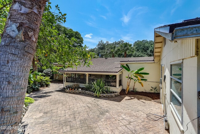 Building Photo - 4009 Bess Rd