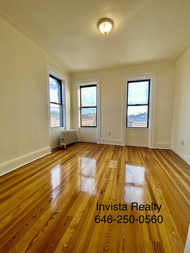 Building Photo - 3004 47th St