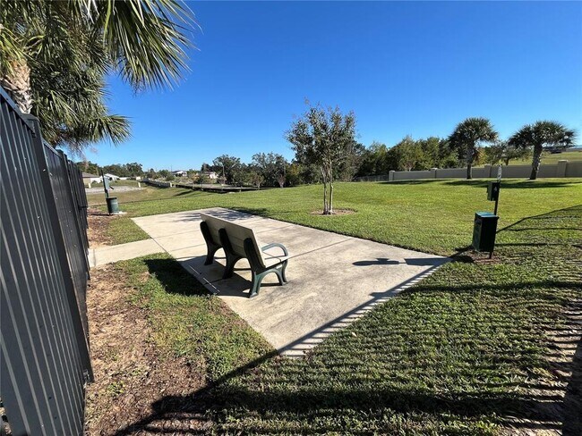 Building Photo - 421 Disa Dr