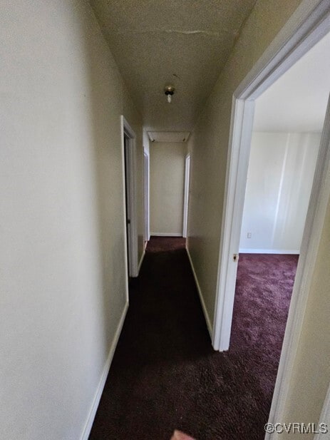 Building Photo - 15609 Silvertree Ln
