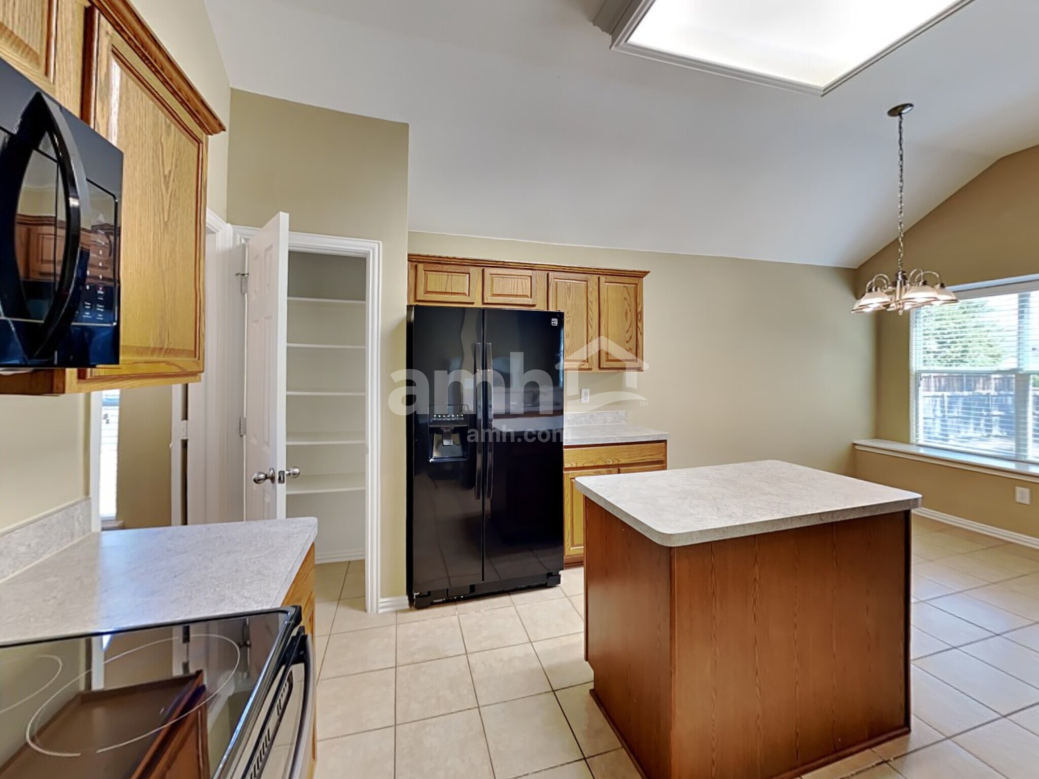 Building Photo - 206 Ephraim Dr