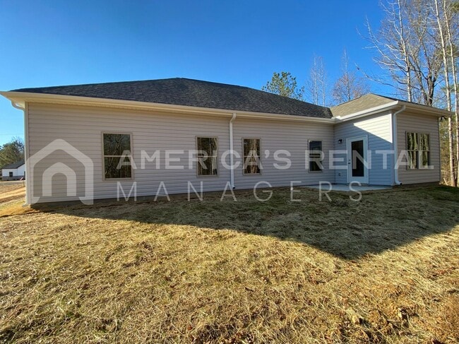 Building Photo - 308 Lakewood Ln