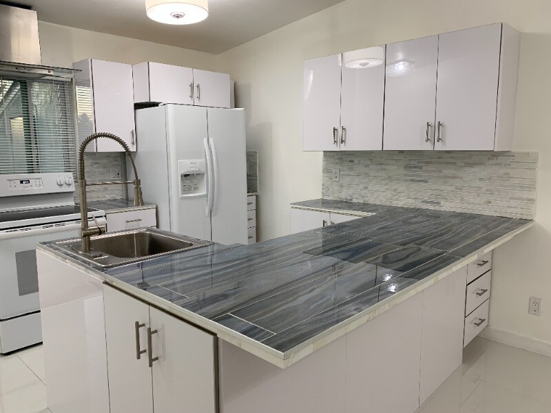 Building Photo - 20845 Grouper Dr