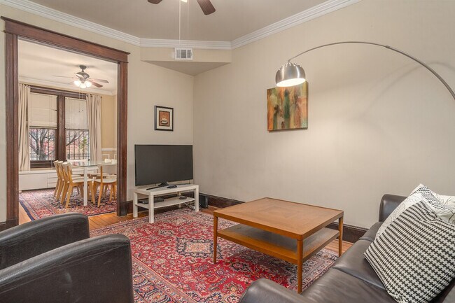 Building Photo - 1308 Potomac Ave SE