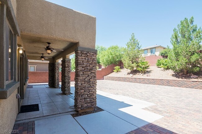 Building Photo - 10328 Trillium Dr