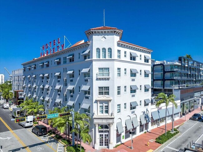 Building Photo - 1701 Alton Rd