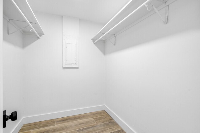 Building Photo - 1303 White Pine Dr