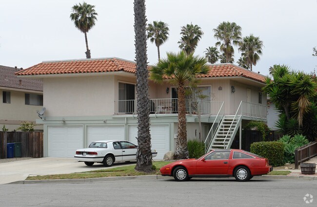 Primary Photo - 951-953 Seaside Ct
