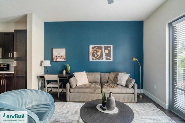 Building Photo - 1535 Canal St