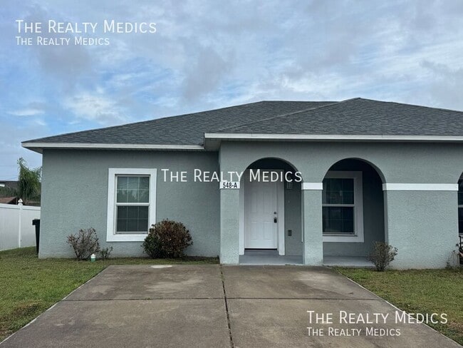 Building Photo - 548 Albatross Dr