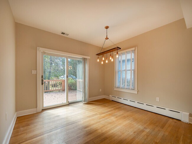 Building Photo - Charming, Renovated Bungalow in NW DC Tenley Area