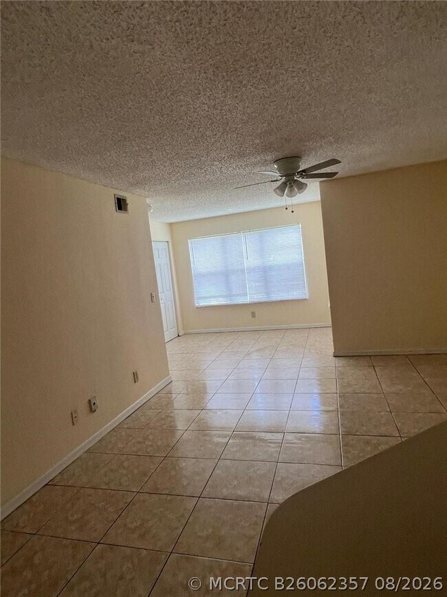 Building Photo - 12730 Vista Isles Dr