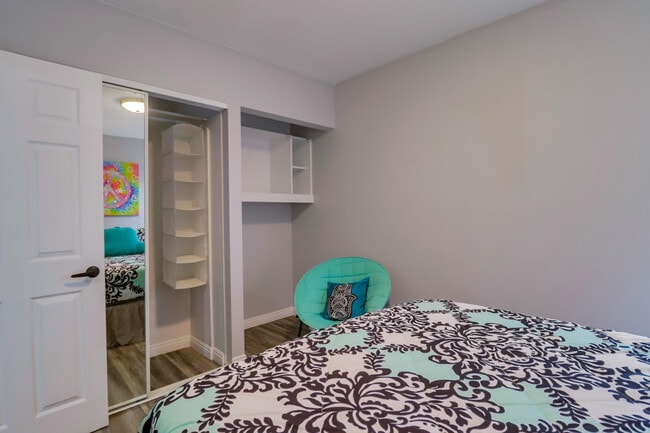 Building Photo - 6871 Alvarado Rd