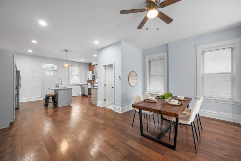 Building Photo - 4247 Chouteau Ave