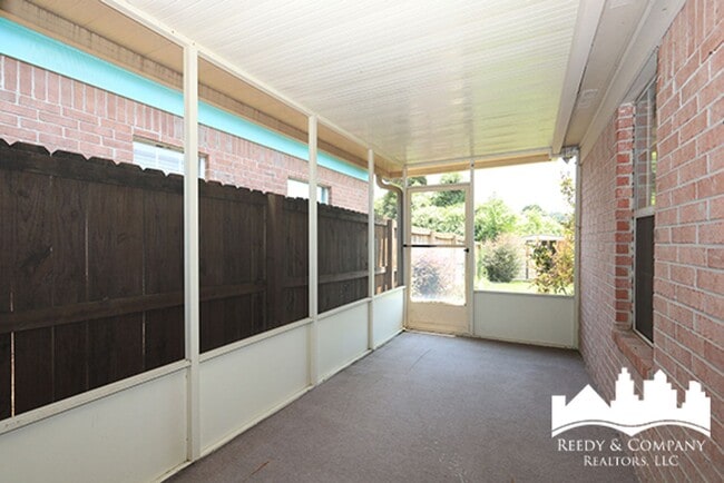 Building Photo - 1092 Cross Wood Ln