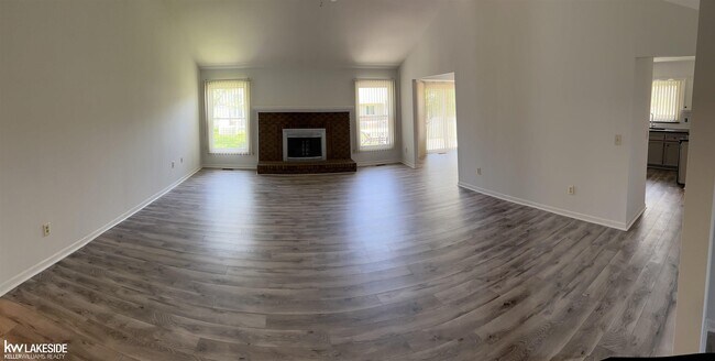 Building Photo - 52156 Antler Dr