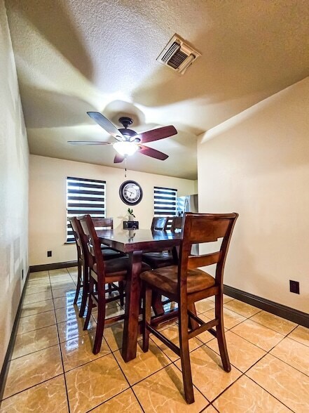 Building Photo - 2296 Maria Del Refugio Dr