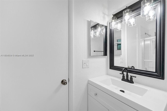 Building Photo - 20908 Leeward Ct