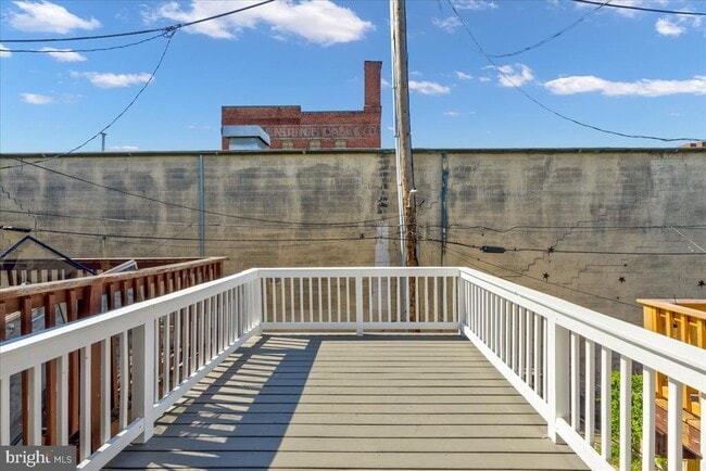 Building Photo - 2635 Hudson St