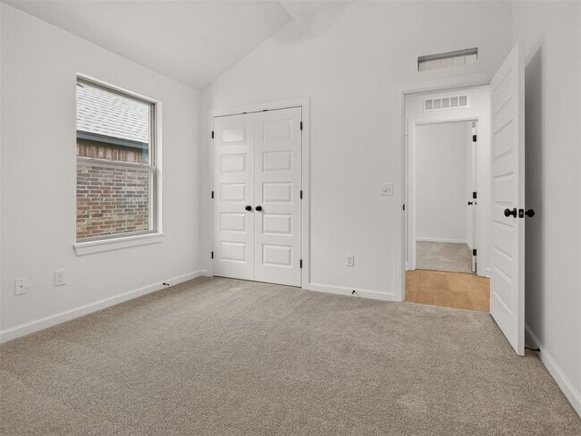 Building Photo - 16248 S 89th E Ave
