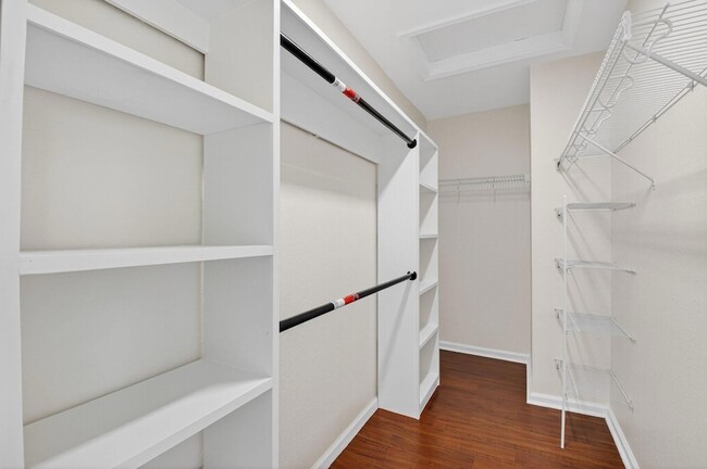Building Photo - 7409 Sarentino Ln
