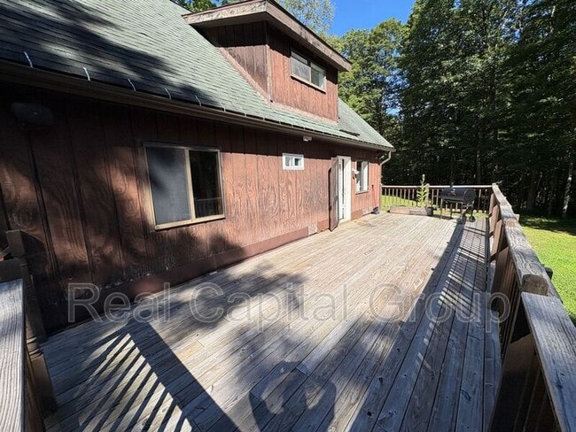 Building Photo - 48 Atwell Rd