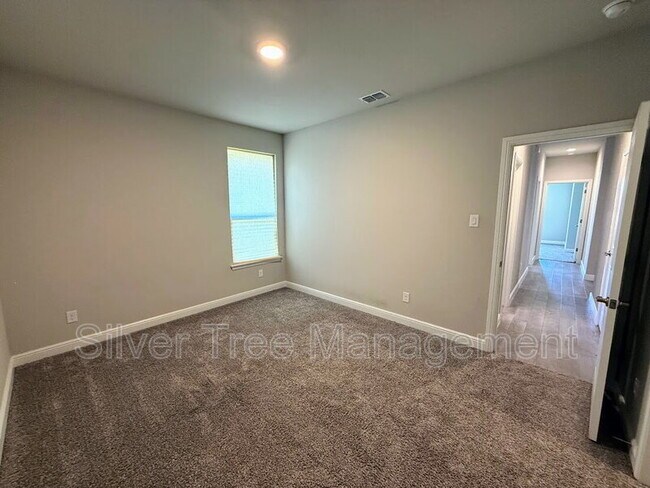 Building Photo - 10921 Rockchapel Dr