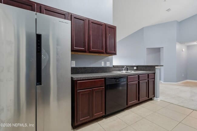 Building Photo - 6925 Ortega Woods Dr