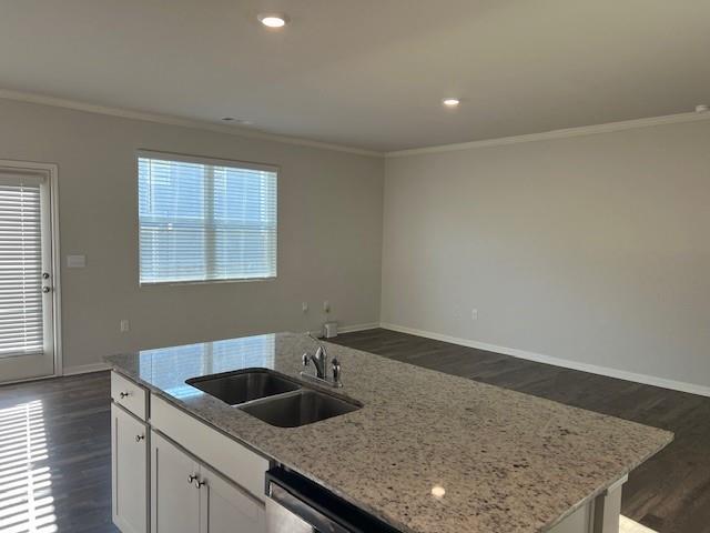 Building Photo - 2213 Blue Monarch Dr