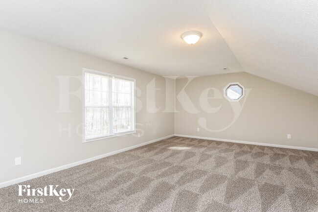 Building Photo - 60 Cyra Ct