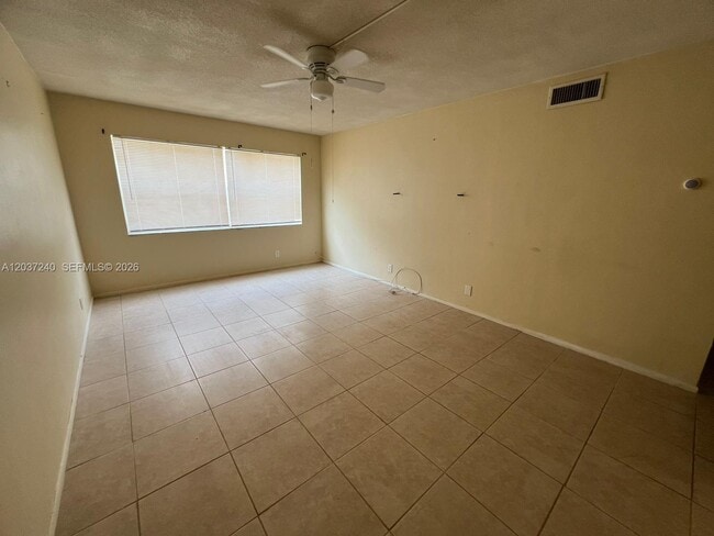 Building Photo - 1321 NW 43rd Ave