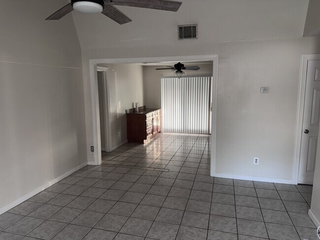 Building Photo - 262 Citrus Dr