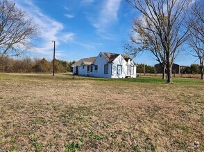 Building Photo - 4494 N U.S. Hwy 69